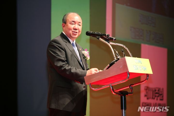 [서울=뉴시스] 정종환 전 국토해양부 장관. (사진=뉴시스 DB)