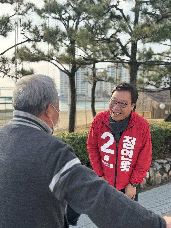 [서울=뉴시스]제22대 총선 정연욱 국민의힘 부산 수영구 당선인. (사진=정연욱 당선인 선거사무소 제공) 2024.04.29. *재판매 및 DB 금지