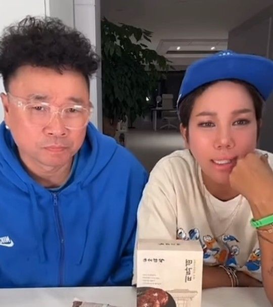 강원래(왼쪽), 김송