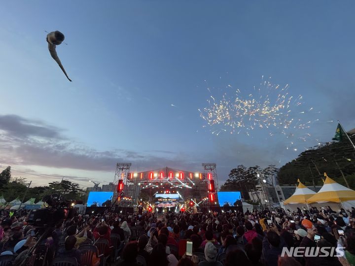 사천의 대표축제 제26회 사천와룡문화제 역대 최대 20만명 찾았다