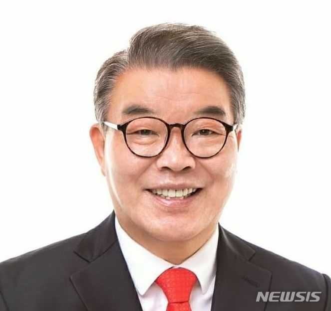 [서울=뉴시스] 최현호 한국고용노동교육원 원장.