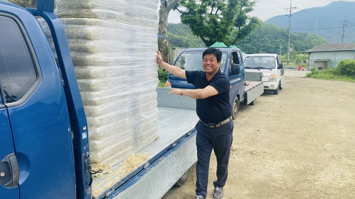 경산시, 축산농가 828곳에 '건초 풀사료' 2200t 공급했다