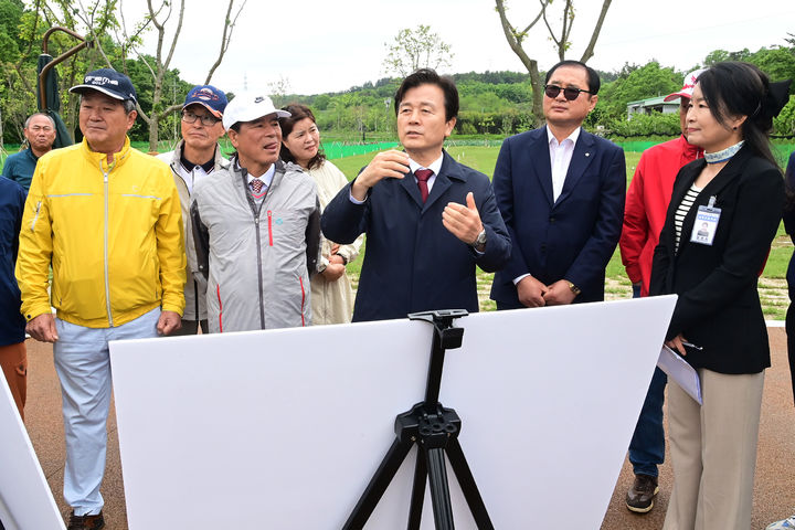 [진주=뉴시스] 진주시, 정촌면 죽봉·내동면 유수 파크골프장 준공.(사진=진주시 제공).2024.05.01.photo@newsis.com *재판매 및 DB 금지