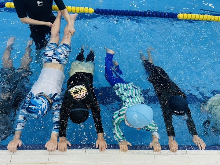 [안동=뉴시스] 유치원 생존수영 교육. (사진=경북교육청 제공) 2024.05.02 *재판매 및 DB 금지