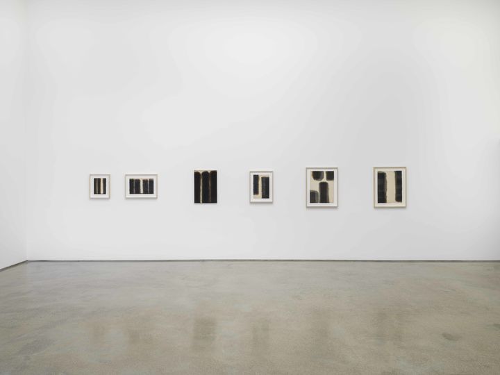 PKM갤러리 윤형근 개인전 전시 전경. *재판매 및 DB 금지