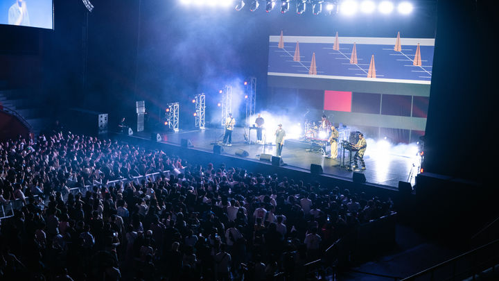 [서울=뉴시스] 영국 시티팝 밴드 '프렙'이 4월30일 서울 올림픽공원 올림픽홀에서 일곱 번째 내한공연을 열고 있다. (사진 = HAN & Daseul Kang) 2024.05.05. photo@newsis.com *재판매 및 DB 금지