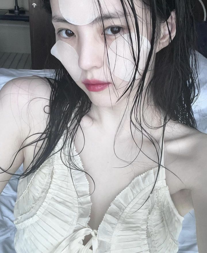 [서울=뉴시스] 한소희. (사진=한소희 인스타그램 캡처) 2024.05.06. photo@newsis.com *재판매 및 DB 금지