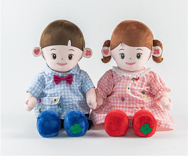 [서울=뉴시스]동작구는 서울시 주관 ‘AI 반려로봇 활용 취약어르신 집중돌봄 서비스 사업’ 공모에서 자치구 중 유일하게 2년 연속 선정돼 AI 반려로봇 ‘효돌·효순이’를 지원한다고 밝혔다. 사진은 효돌. 2024.05.07. (사진=동작구 제공) *재판매 및 DB 금지