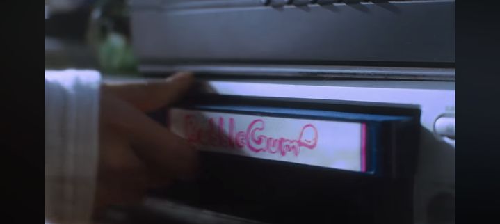 [서울=뉴시스] 뉴진스 '버블검' 뮤직비디오. (사진 = 유튜브 캡처) 2024.05.08. photo@newsis.com *재판매 및 DB 금지