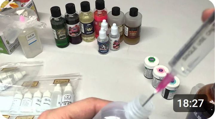 [서울=뉴시스]유튜브 등 온라인 동영상 플랫폼에서는 이른바 '액상 김장'이라는 표현을 쓰는 콘텐츠를 어렵지 않게 찾아볼 수 있다. (사진=한 유튜브 채널 캡처) 2024.05.08. photo@newsis.com *재판매 및 DB 금지