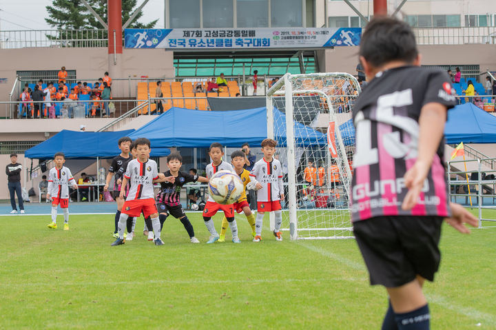 지난 2019년 고성금강통일배 유소년 클럽축구대회 모습. 뉴시스DB *재판매 및 DB 금지