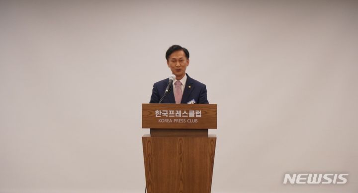 [서울=뉴시스] 송명달 해양수산부 차관. 