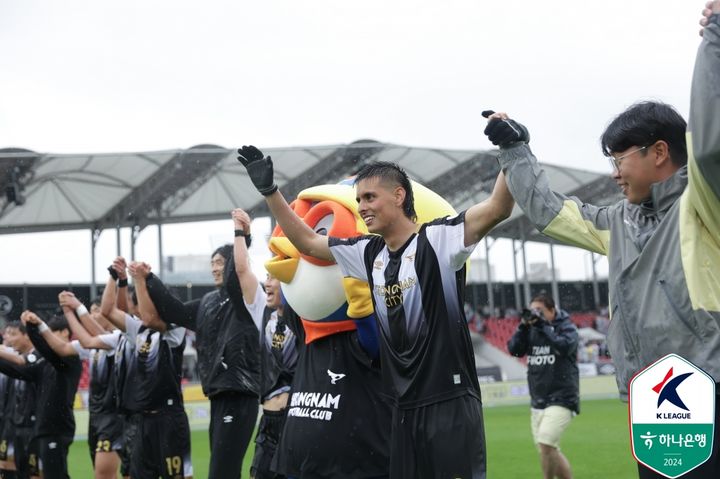 [서울=뉴시스] 프로축구 K리그2 성남FC의 후이즈. (사진=한국프로축구연맹 제공) *재판매 및 DB 금지