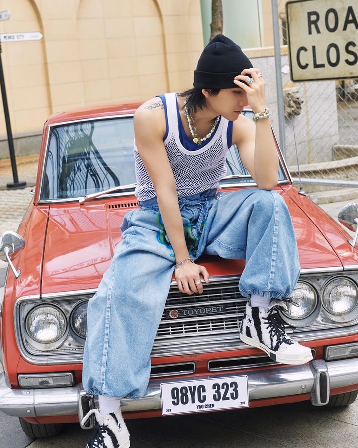 [서울=뉴시스] JYP 중국 아티스트 야오천 '턴 업(TURN UP)' 이미지. (사진=JYP CHINA 제공) 2024.05.16. photo@newsis.com *재판매 및 DB 금지