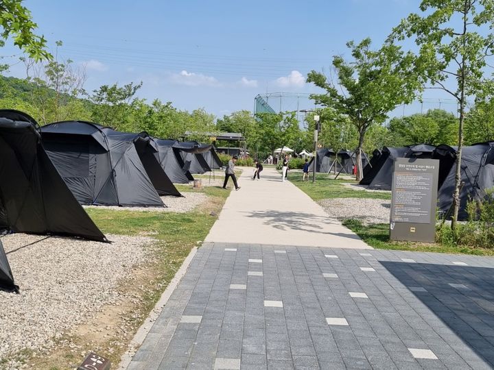 [서울=뉴시스]한강 그린캠핑. 2024.05.17. (사진=서울시 제공) *재판매 및 DB 금지