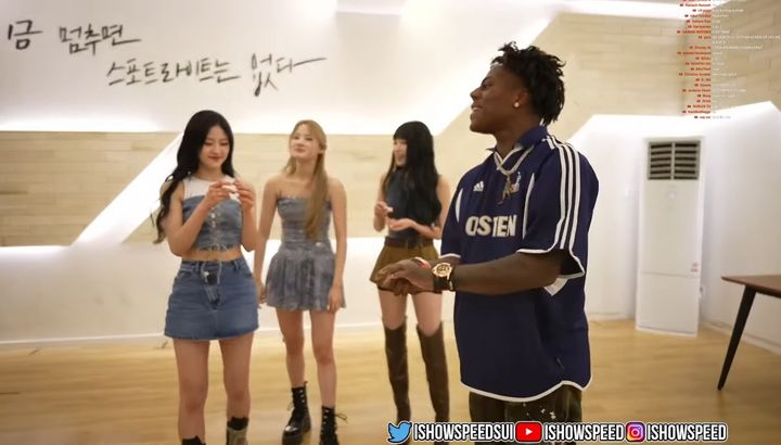 [서울=뉴시스] 유튜버 아이쇼스피드와 걸그룹 키스 오브 라이프가 만남을 갖고 있다. (사진=아이쇼스피드 유튜브 영상 캡처) 2024.5.20. photo@newsis.com *재판매 및 DB 금지 *재판매 및 DB 금지