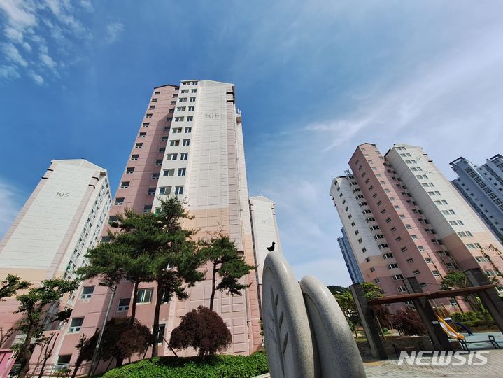 [우주청 개막] 청사까지 차로 10여 분…정부 준비한 '직원 아파트' 가보니