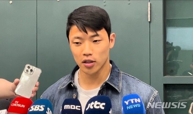 [서울=뉴시스]울버햄튼 황희찬 귀국 인터뷰. (사진=안경남 기자)