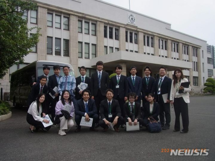 [세종=뉴시스] 기획재정부와 일본 재무성은 지난 22일부터 24일까지 3일간 일본 도쿄·오사카 등에서 직원 교류 프로그램을 진행했다.