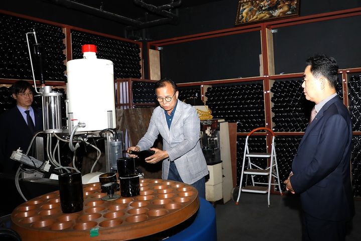 경북 문경시 양조장 방문 모습. *재판매 및 DB 금지