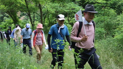 [논산=뉴시스]한국유교문화진흥원이 30일 충효예길 걷기대회를 갖고 있다. 2024. 05. 31&nbsp; *재판매 및 DB 금지