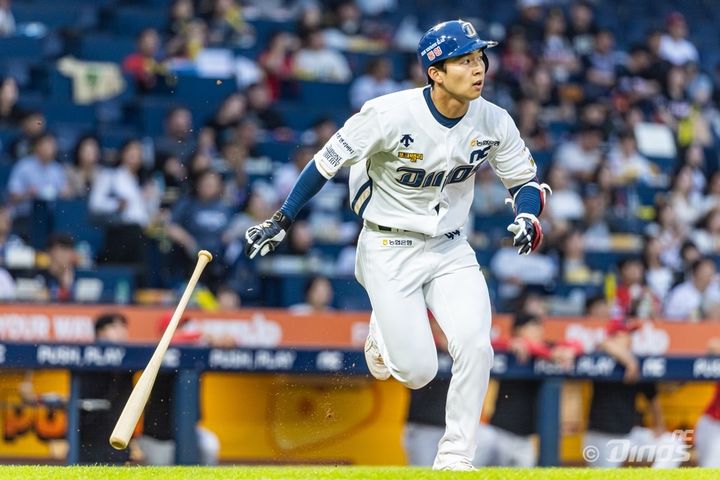 프로야구 NC 다이노스의 김휘집이 31일 부산 사직구장에서 열린 롯데 자이언츠와의 원정경기에서 1점 홈런을 기록했다. 2024.05.31. (사진=NC 제공) *재판매 및 DB 금지