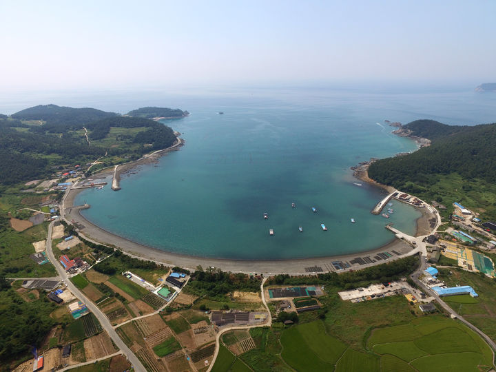 [광주=뉴시스] 완도군은 3일 해양수산부 주관 '2025년 어촌 분야 일반농산어촌 개발사업' 공모에서 ‘산들바람 진산권역(소안면 진산리)’이 선정됐다고 밝혔다. (사진=완도군 제공). 2024.06.03. photo@newsis.com *재판매 및 DB 금지