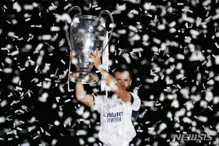 [마드리드=AP/뉴시스]레알 마드리드 떠나 사우디 진출하는 나초. 2024.06.02.