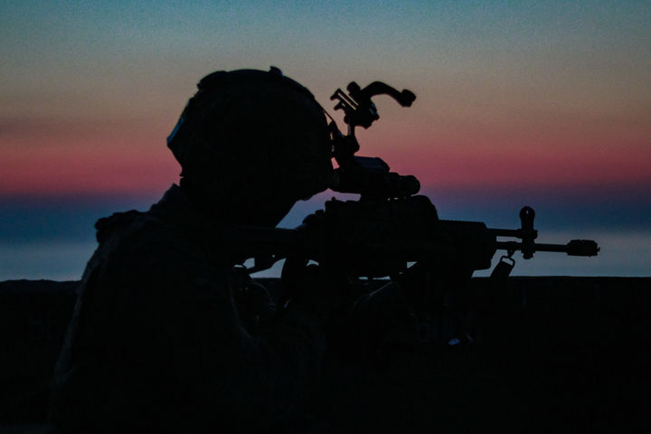 [임실=뉴시스] 육군 제35보병사단은 지난 4일 2항공여단, 군산·부안해경과 함께 적의 해상·해안침투 상황을 가정한 대규모 야외전술훈련(FTX)를 진행했다고 5일 밝혔다. (사진=육군 제35보병사단 제공) 2024.06.05. photo@newsis.com *재판매 및 DB 금지