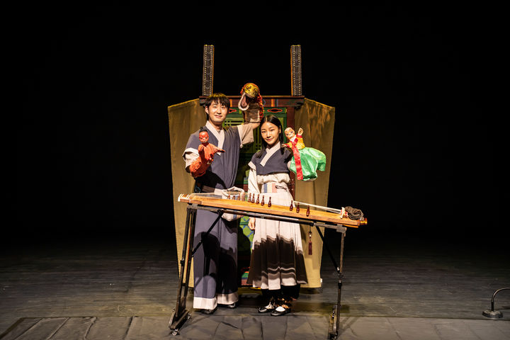 [서울=뉴시스] 문화예술굼터 뽱의 인형극 '홍동지와 이시미'. (사진=주벨기에 한국문화원 제공) 2024.06.07 photo@newsis.com *재판매 및 DB 금지