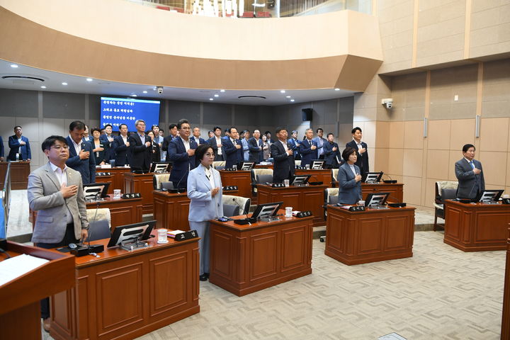  [고흥=뉴시스] 전남 고흥군의회 제326회 제1차 정례회 개회식이 열리고 있다. (사진=고흥군의회 제공) 2024.06.07. photo@newsis.com *재판매 및 DB 금지