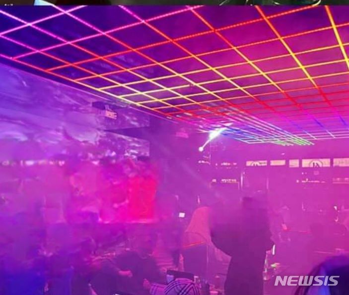 [김포=뉴시스] 정일형 기자 = SNS에 게시된 김포 구래동 클럽.