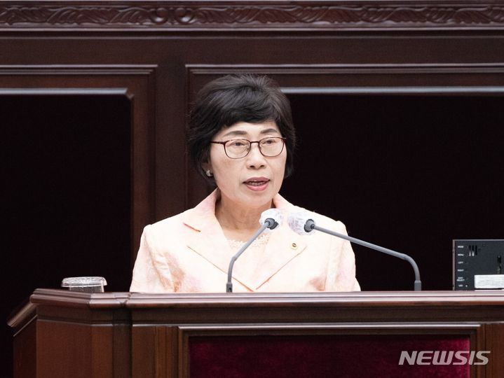 [인천=뉴시스] 장성숙(민주·비례) 인천시의원. (사진=인천시의회 제공)