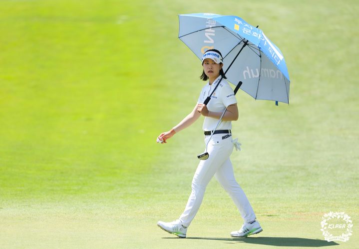 [서울=뉴시스]박민지, KLPGA 투어 사상 첫 단일 대회 4연패. (사진=KLPGA 투어 제공)