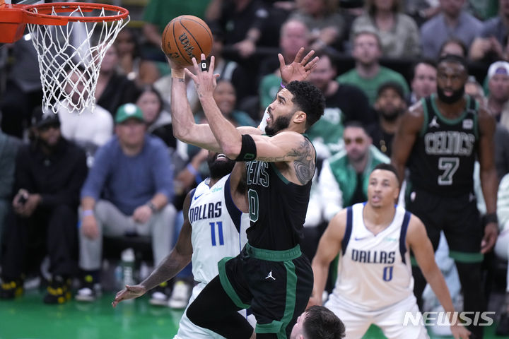 [보스턴=AP/뉴시스] 미국프로농구(NBA) 보스턴 셀틱스의 제이슨 테이텀. 2024. 6. 9.