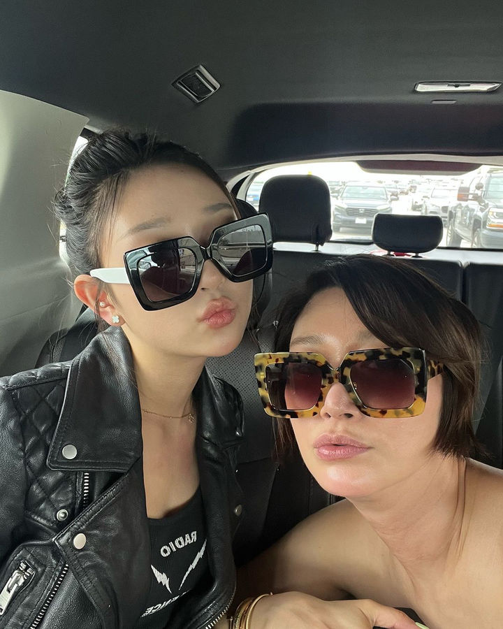 [서울=뉴시스] 배우 변정수가 딸과의 일상을 공개했다. (사진=변정수 인스타그램) 2024.06.10. photo@newsis.com  *재판매 및 DB 금지