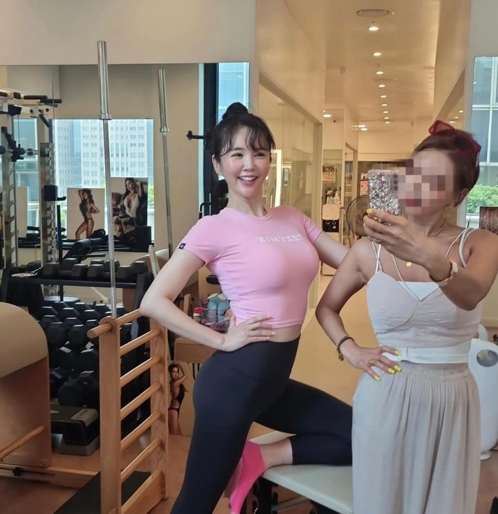 [서울=뉴시스] 장영란(왼쪽). (사진=장영란 인스타그램 캡처) 2024.06.11. photo@newsis.com *재판매 및 DB 금지