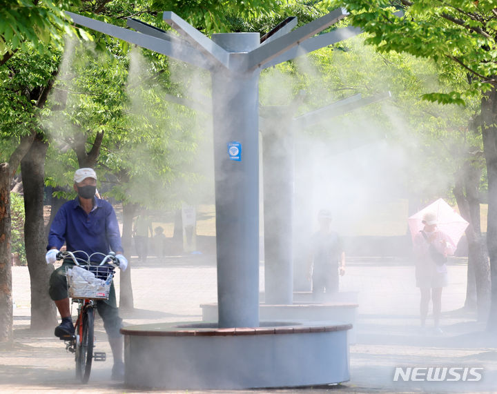 충남권 최고 기온 33도 안팎 더워…오전엔 '안개 주의'
