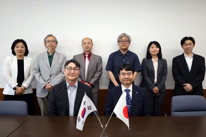 [목포=뉴시스] 목포대-일본 요코하마국립대 '글로컬 복수학위' 협의. (사진=목포대 제공) 2024.06.13. photo@newsis.com *재판매 및 DB 금지