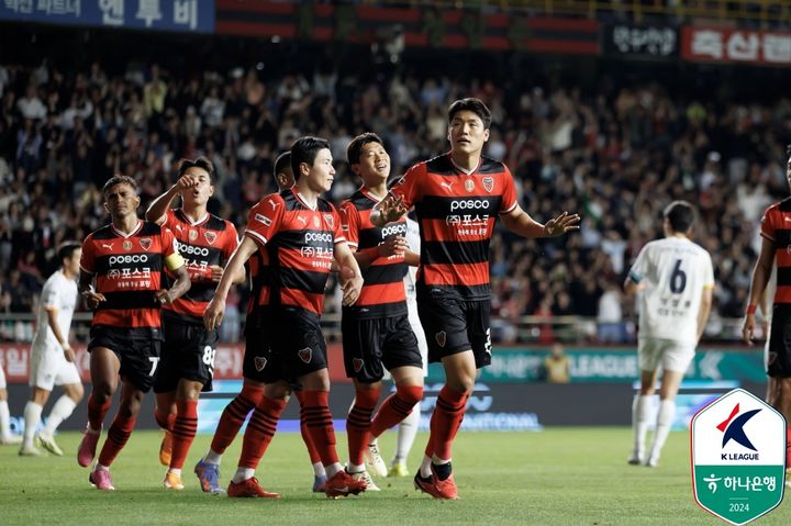 [서울=뉴시스] 프로축구 K리그1 포항 스틸러스. (사진=한국프로축구연맹 제공) *재판매 및 DB 금지