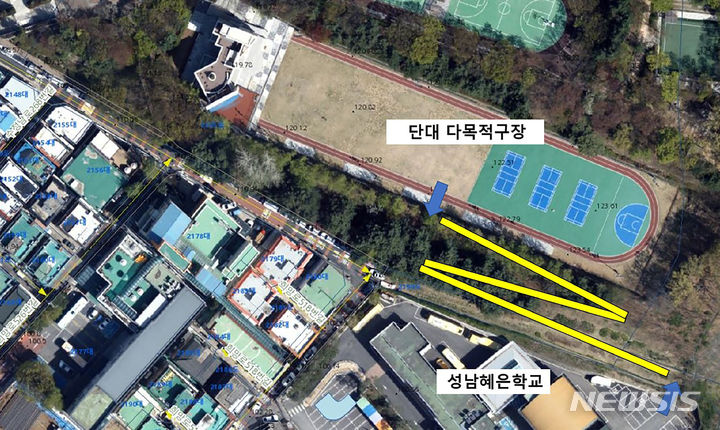 [성남=뉴시스]성남혜은학교~단대공원 다목적구장을 잇는 통행로(노란색 표시)조성 위치도(사진=성남시 제공) 2024. 06. 14.photo@newsis.com *재판매 및 DB 금지