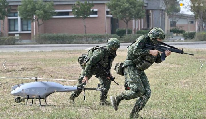 대만군은 앞으로 수천대의 드론을 확보해 미래 군사 작전의 중점으로 삼을 계획이다. (사진 자유시보 캡처) 2024.06.17. *재판매 및 DB 금지