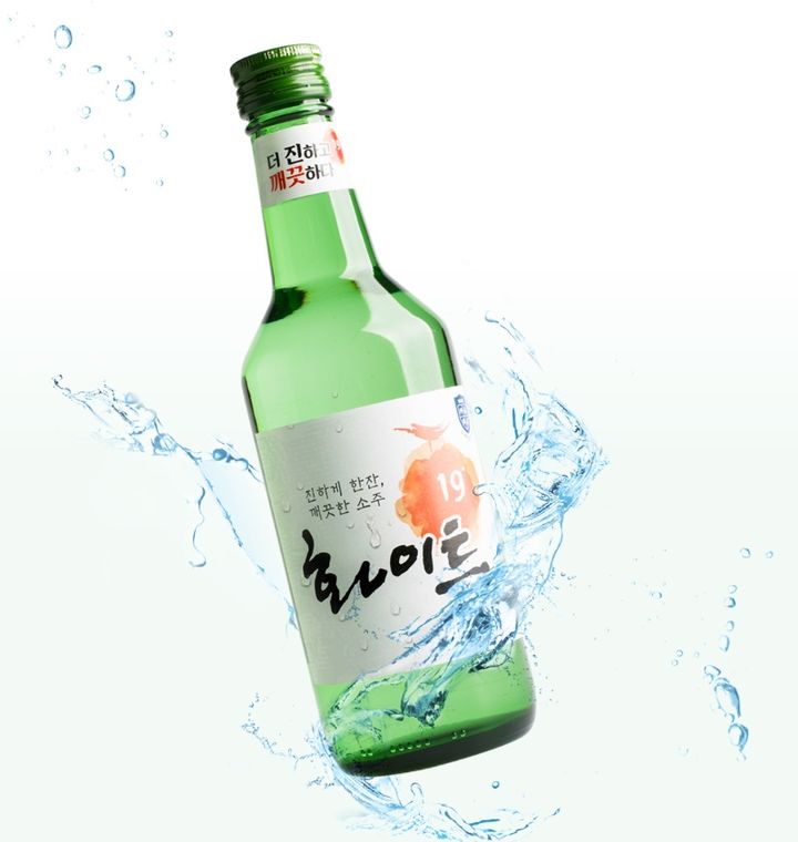 무학이 홍콩에 수출 중인 좋은데이 화이트 제품 모습.(사진=무학 제공) *재판매 및 DB 금지