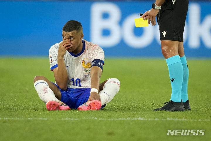 [뒤셀도르프=AP/뉴시스] 프랑스 국가대표 공격수 킬리안 음바페. 2024.06.17.