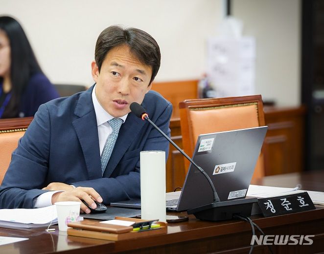 [김해=뉴시스]정준호 김해시의원. 뉴시스DB. photo@newsis.com