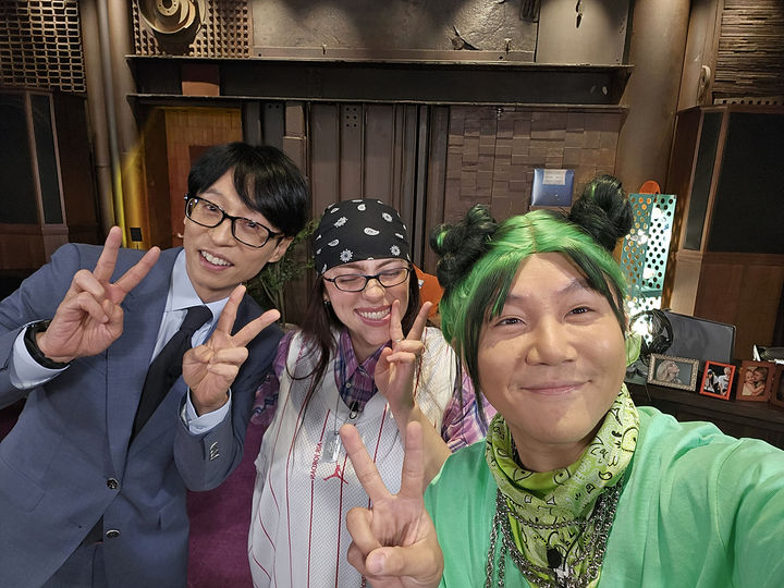 [서울=뉴시스] 유재석, 빌리 아일리시, 조세호. (사진 = tvN 제공) 2024.06.19. photo@newsis.com *재판매 및 DB 금지