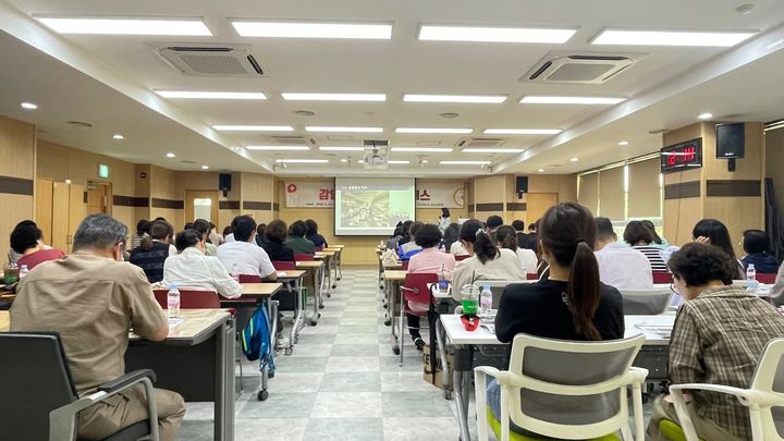 [대구=뉴시스] 대구 서구보건소는 감약 취약시설 대상 올해 상반기 예방 교육을 성황리에 마무리했다. (사진=대구시 서구 제공) 2024.06.21. photo@newsis.com *재판매 및 DB 금지