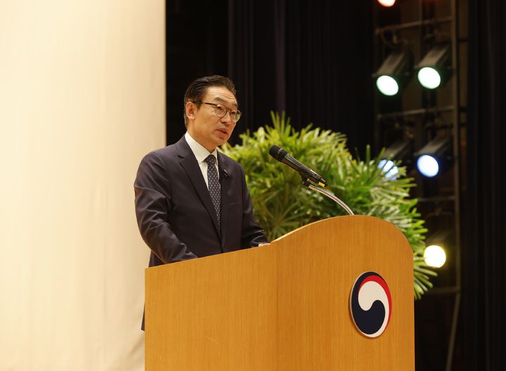 [대전=뉴시스] 24일 김완기 신임 특허청장이 정부대전청사에서 취임식을 갖고 있다.(사진=특허청 제공) *재판매 및 DB 금지