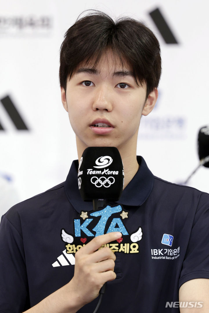 [진천=뉴시스] 최동준 기자 = 2024 파리올림픽 태권도 국가대표 박태준이 25일 충북 진천선수촌에서 열린 미디어데이에서 각오를 밝히고 있다. 2024.06.25. photocdj@newsis.com