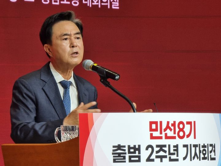 [홍성=뉴시스] 김태흠 충남지사 기자회견 모습.  *재판매 및 DB 금지